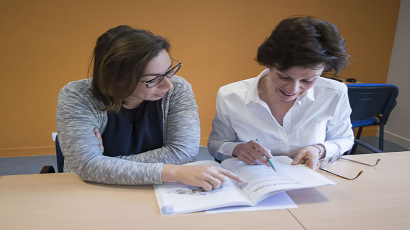 A teacher and a learner during a private lesson
